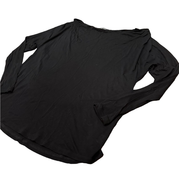 NWOT Nation Ltd. black Long Sleeve - O/S - Picture 2 of 3